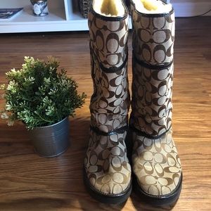 Coach Shoes - Authentic Coach Snow Boots Coach Shoes - Authentic Coach Snow Boots